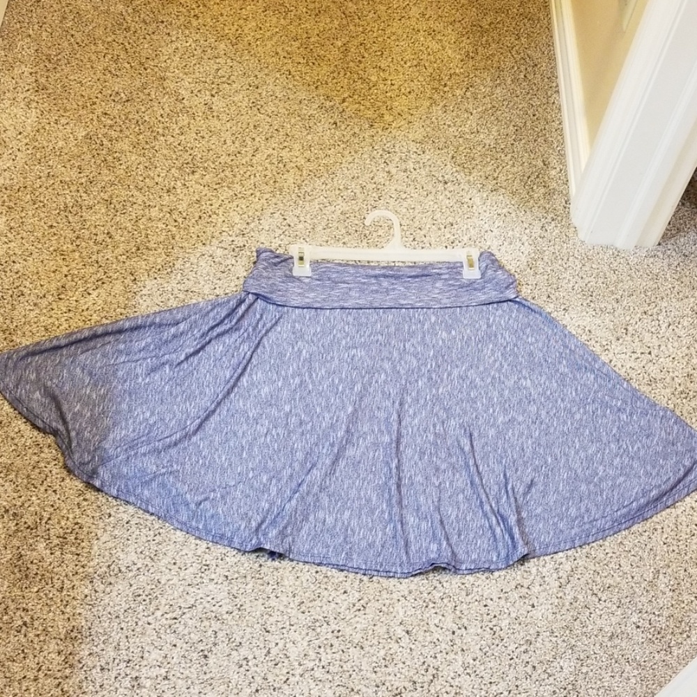 Women's size large knit skirt